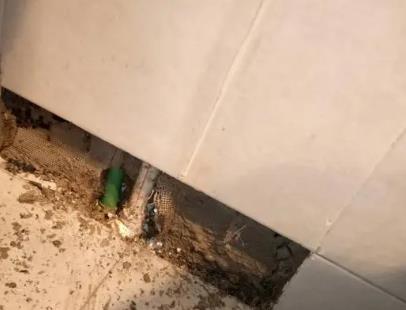 康定楼顶漏水维修公司分享下修复水管漏水的几种小方法